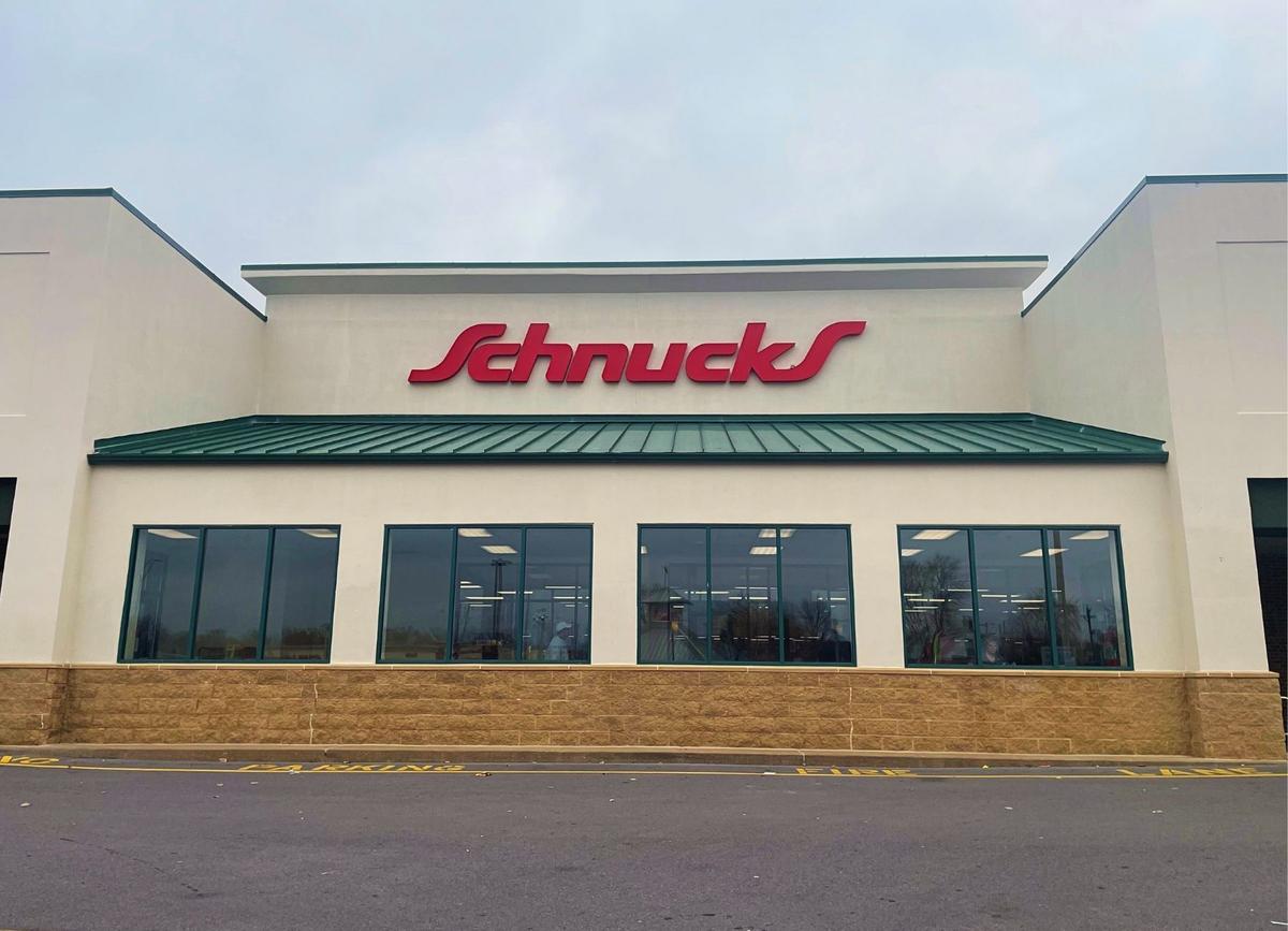 Gravois store exterior