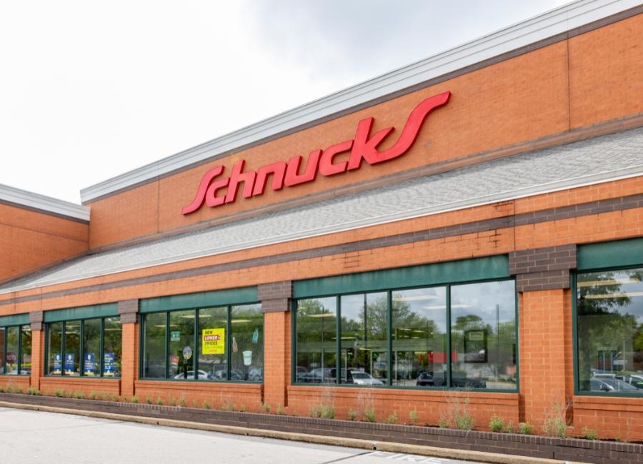 Schnucks storefront in University City