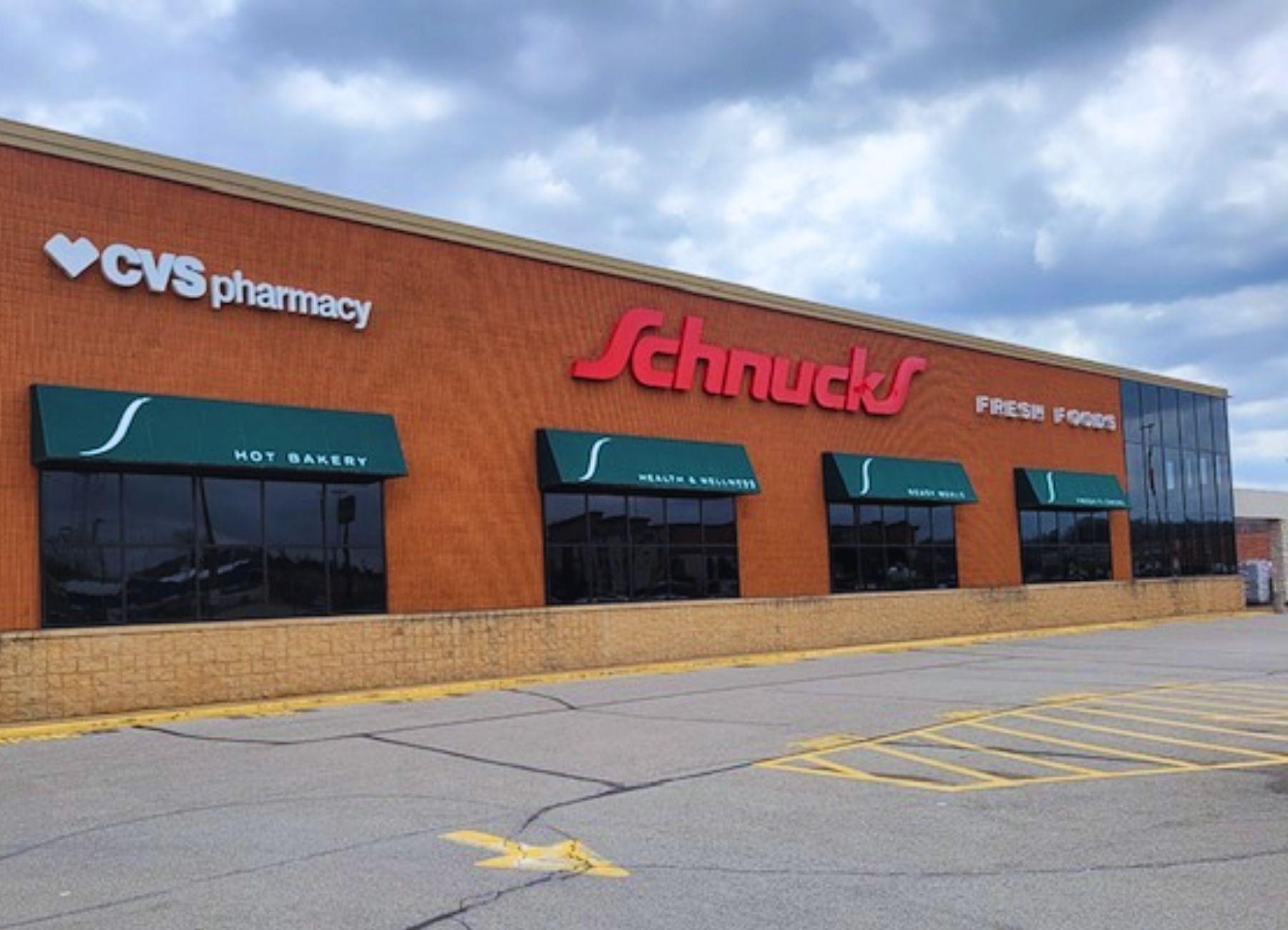 Schnucks storefront in Festus