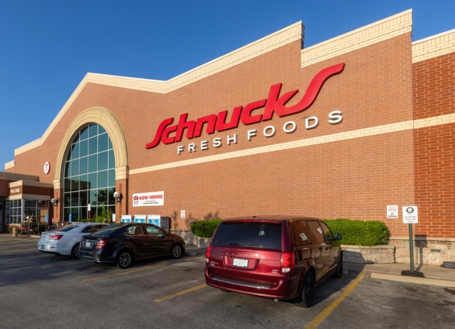 Schnucks storefront in Cottleville