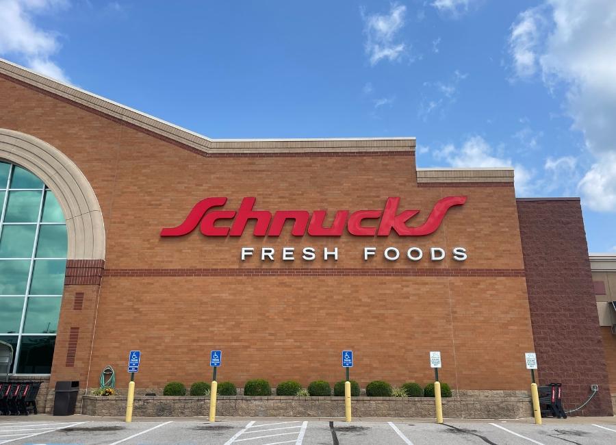 Schnucks storefront in Twin Oaks