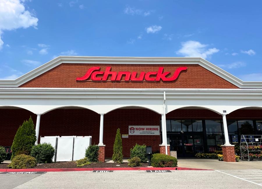 Schnucks storefront in Seven Hills