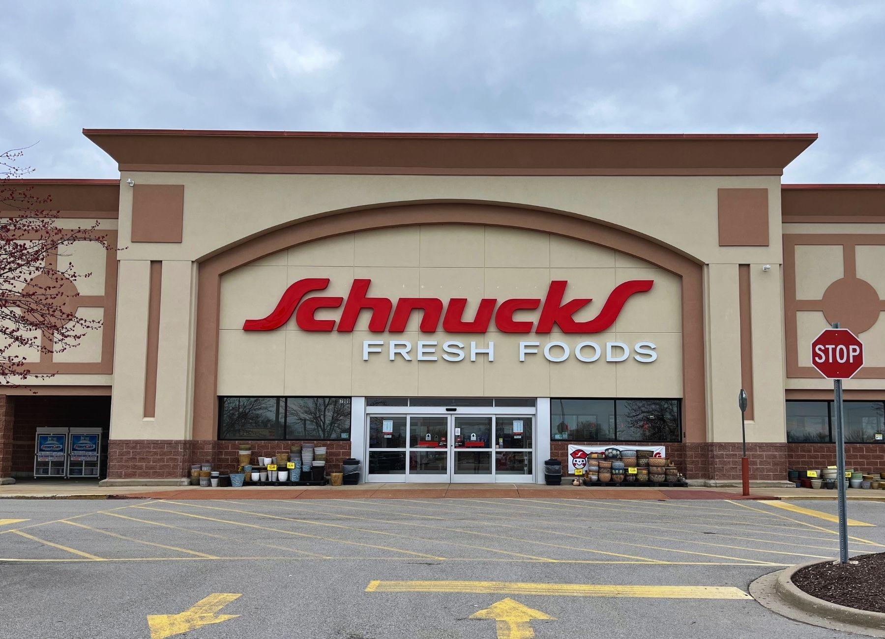 Schnucks storefront in Town Square