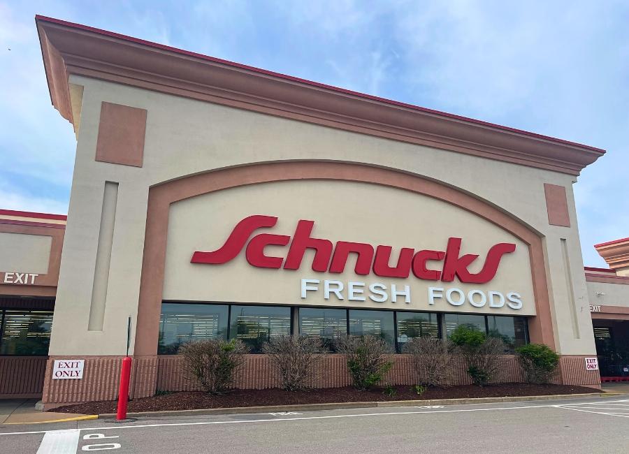 Schnucks storefront in Harvester Square