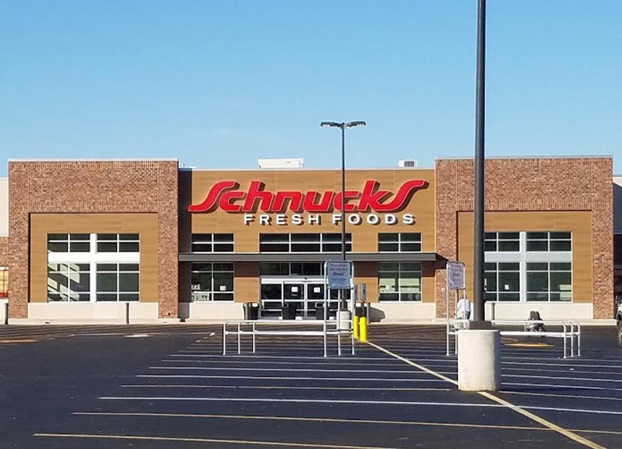 Schnucks storefront in Knoxville Crossing