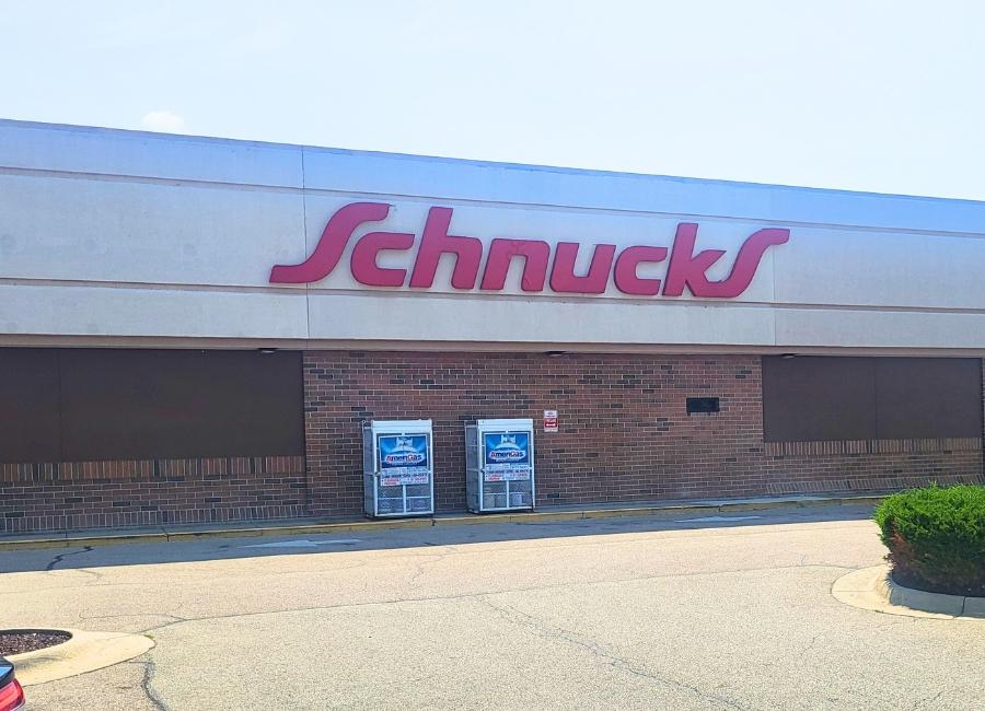 Schnucks storefront in 11th Street